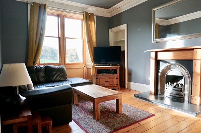 2 Bedroom Flat To Rent In Royal Park Terrace, Abbeyhill, Edinburgh, EH8