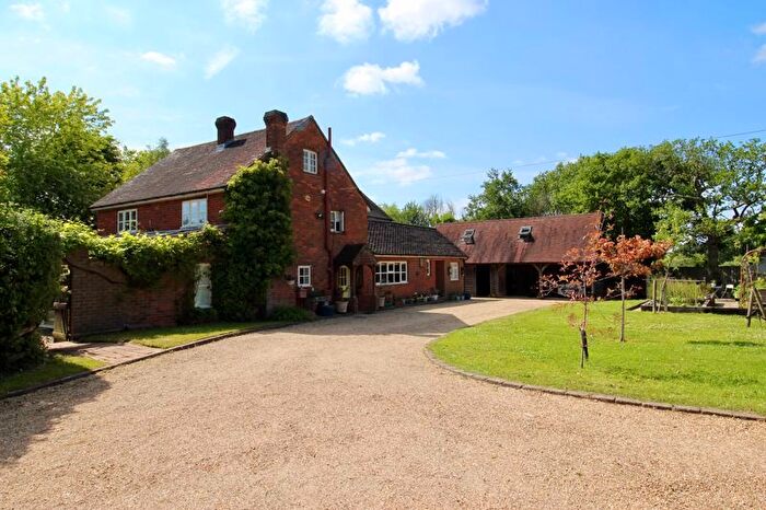 5 Bedroom Detached House For Sale In Alma Lane, Upham - Equestrian Property, SO32
