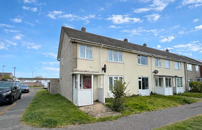 3 Bedroom End Of Terrace House For Sale In Blackberry Lane, Christchurch, Dorset, BH23