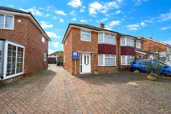 3 Bedroom Semi Detached House For Sale In Cambria Crescent, Gravesend, Kent, DA12