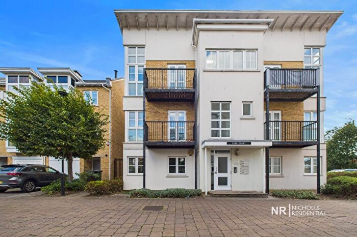 2 Bedroom Flat To Rent In Revere Way, Epsom, Surrey., KT19