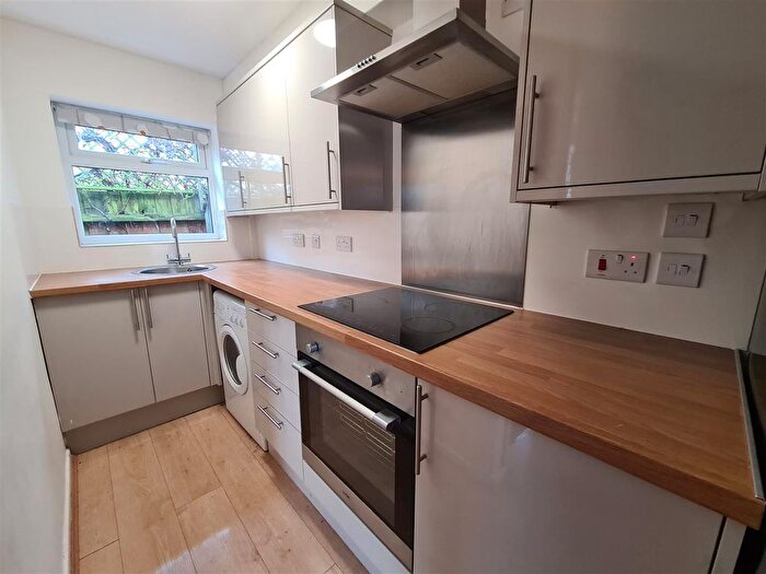 1 Bedroom Flat To Rent In B Chesterton Road, Cambridge, CB4