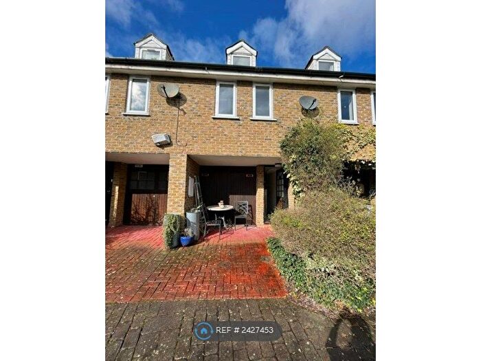 1 Bedroom Terraced House To Rent In Elmgreen Close, London, E15