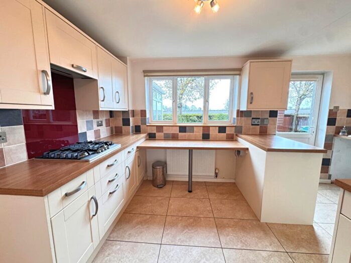 4 Bedroom Detached House For Sale In Family Home - Aston Clinton - Viewing Day St November, HP22
