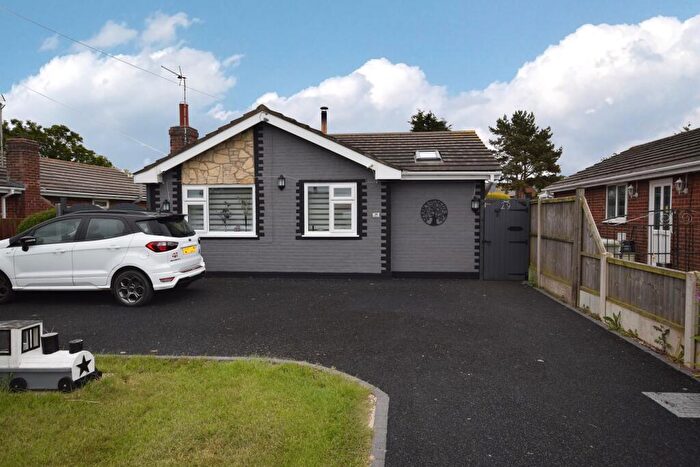 2 Bedroom Detached Bungalow For Sale In South End, Hogsthorpe, PE24