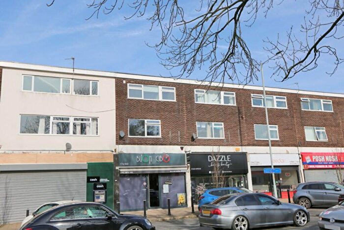 3 Bedroom Maisonette To Rent In Fiveways Parade, Stockport, Greater Manchester, SK7