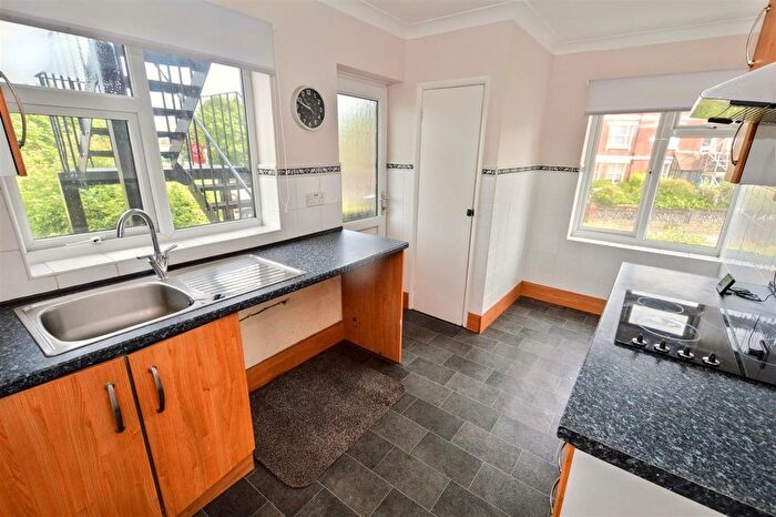 2 Bedroom Flat To Rent In Bedfordwell Court, Upperton, BN22