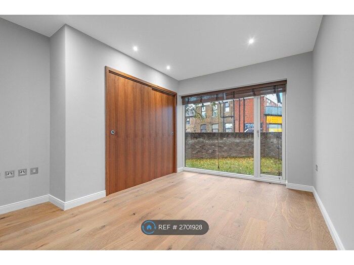 1 Bedroom Flat To Rent In East Barnet Road, Barnet, EN4