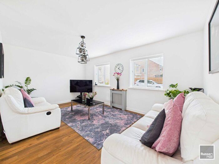 2 Bedroom Detached Bungalow For Sale In Memorial Way, Lingwood, NR13