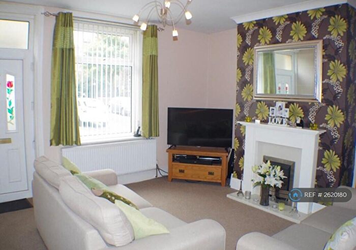 2 Bedroom Terraced House To Rent In Union Street, Greetland, Halifax, HX4