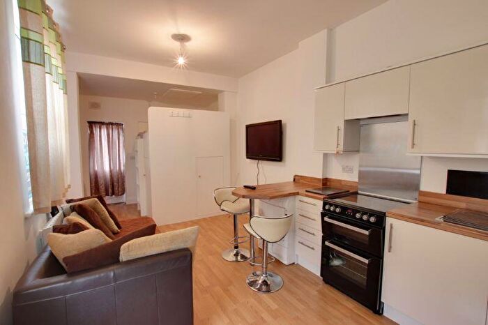 1 Bedroom Flat To Rent In Timbrell Street, Trowbridge, BA14