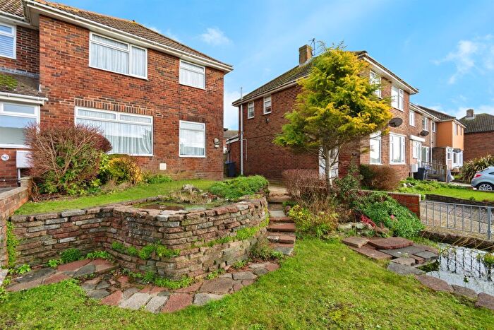 3 Bedroom End Terrace House For Sale In Oakapple Road, Southwick, Brighton, BN42