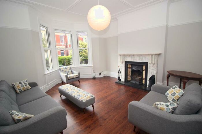 4 Bedroom Terraced House To Rent In Armstrong Avenue, Heaton, Newcastle Upon Tyne, NE6