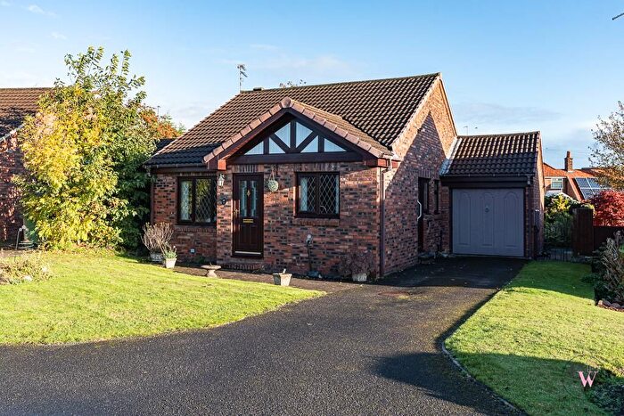 2 Bedroom Detached Bungalow For Sale In Wheatfield Close, Barnton, Northwich, CW8