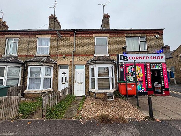 2 Bedroom Terraced House To Rent In Lincoln Road, Peterborough, Cambridgeshire, PE4