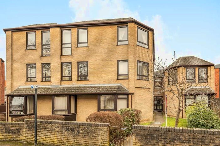 1 Bedroom Studio To Rent In Stephen Road, Headington, Oxford, OX3