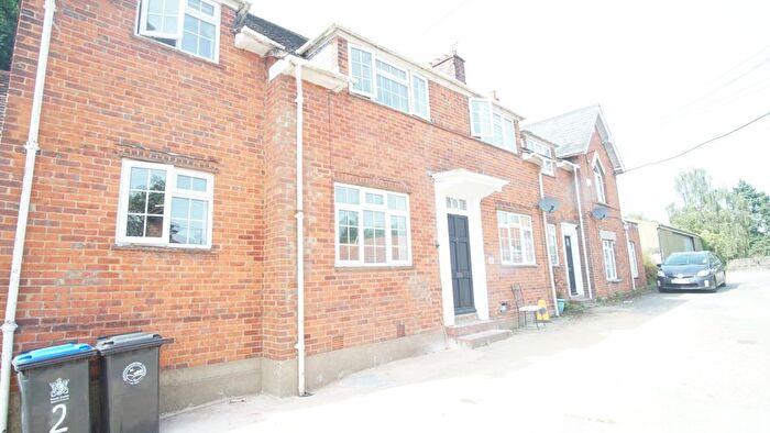 4 Bedroom Semi-Detached House To Rent In Cliveden Road, Taplow, Maidenhead, SL6