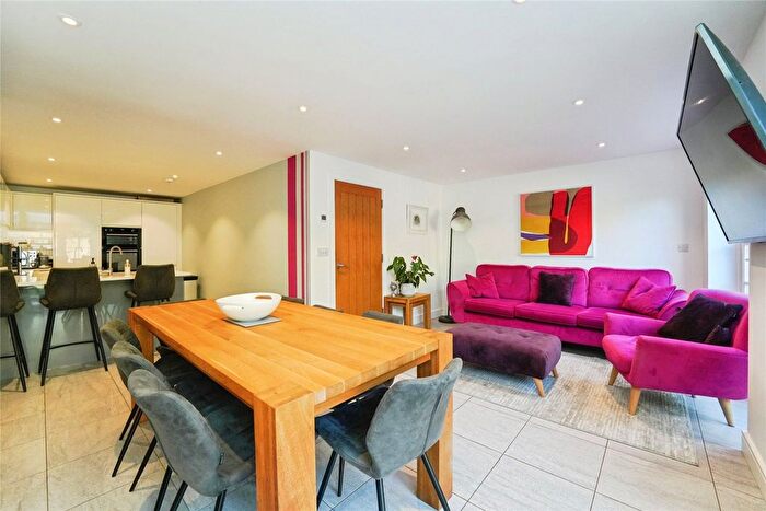 4 Bedroom Detached House For Sale In Burlingham Square, Worcester, Worcestershire, WR5