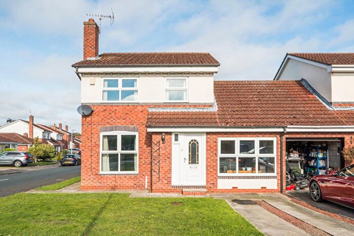 4 Bedroom Link Detached House For Sale In Battleflats Way, Stamford Bridge, York, YO41