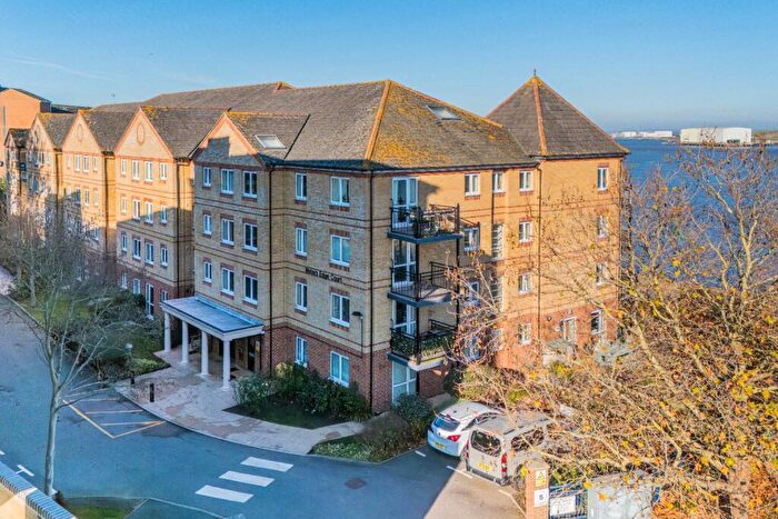 1 Bedroom Flat For Sale In Watersedge Court, Wharfside Close, Erith, Kent, DA8