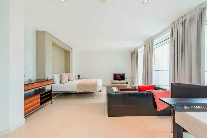Studio To Rent In Bezier Apartments, London, EC1Y