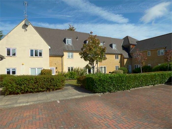 2 Bedroom Flat To Rent In Prince Avenue, Westcliff On Sea, Westcliff On Sea, SS0
