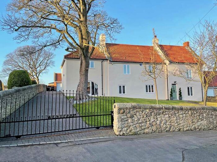 5 Bedroom Detached House For Sale In The Village, Seaham, SR7