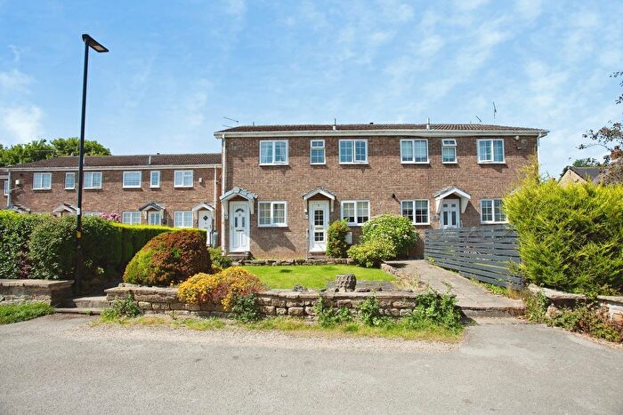 2 Bedroom Flat For Sale In Stephen Drive, Sheffield, South Yorkshire, S35