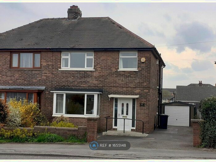 3 Bedroom Semi-Detached House To Rent In Sunny Bank Road, Mirfield, WF14