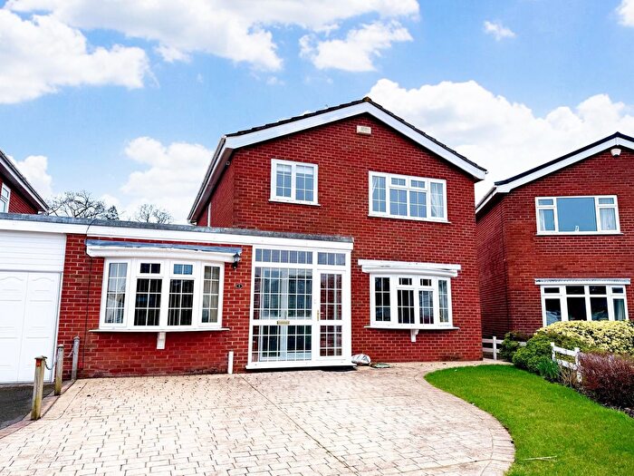 3 Bedroom Detached House For Sale In King George Court, Sketty, Swansea, SA2