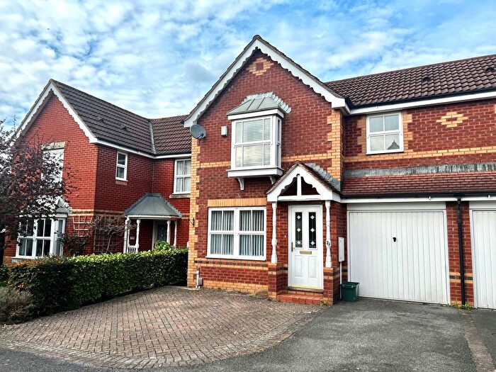 3 Bedroom Property To Rent In Wadham Grove, Bristol, BS16