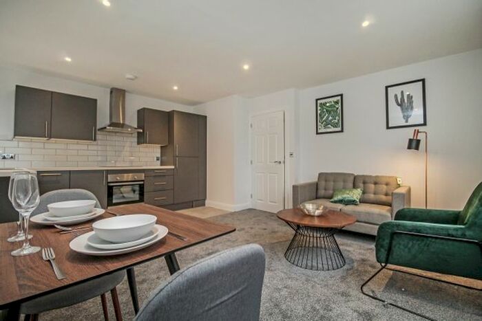 1 Bedroom Flat To Rent In St. Andrews Court, Leeds, LS3