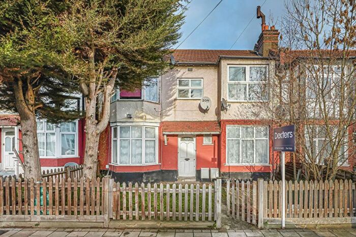 2 Bedroom Flat For Sale In Ellison Road, Streatham, SW16