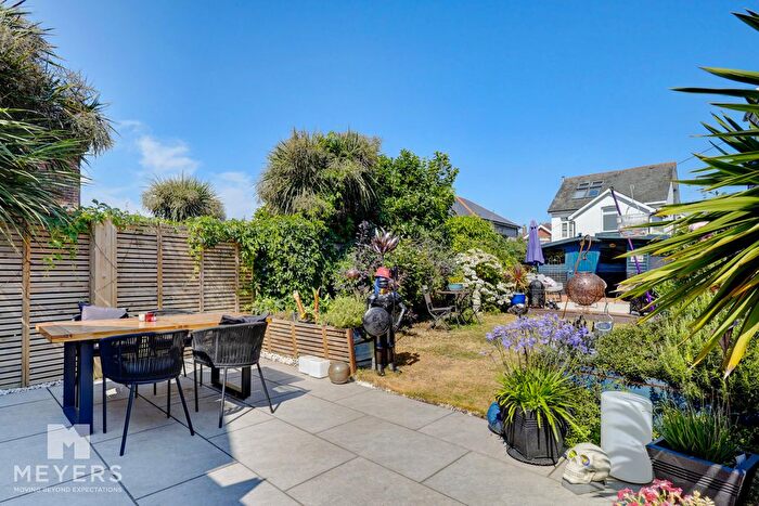 3 Bedroom Semi-Detached House For Sale In Darracott Road, Bournemouth, BH5