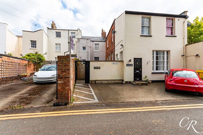 1 Bedroom Flat For Sale In Malden Road, Cheltenham Town Centre, GL52