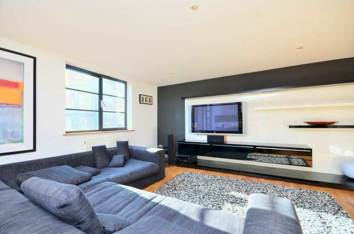 2 Bedroom Flat To Rent In Batemans Row, Shoreditch, London, EC2A