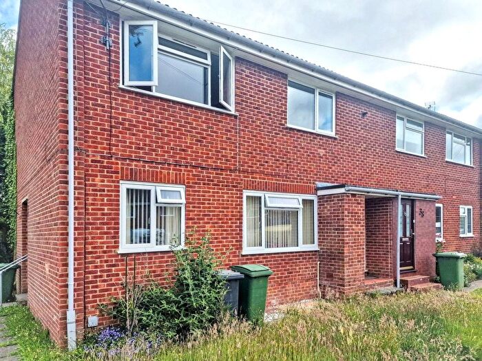 2 Bedroom Maisonette To Rent In Windsor Walk, Lindford, Bordon, Hampshire, GU35