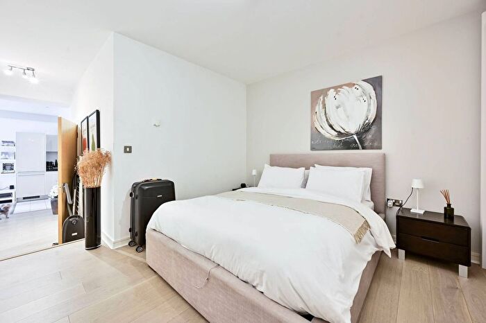 1 Bedroom Flat To Rent In Wallis House, Brentford, TW8