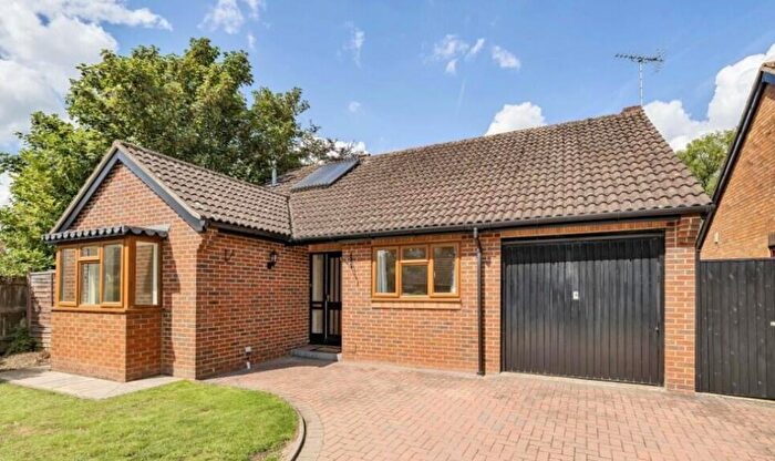3 Bedroom Detached Bungalow To Rent In Ilex Close, Sonning Common, RG4