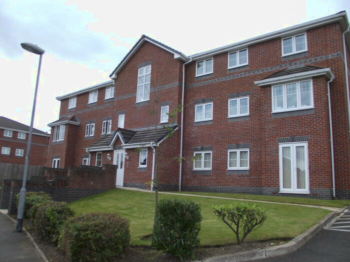 2 Bedroom Penthouse To Rent In Sims Close, Ramsbottom, BL0