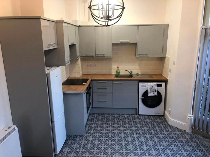 1 Bedroom Apartment To Rent In High St, Tewkesbury, GL20