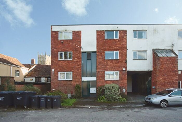1 Bedroom Flat For Sale In Quantock Parade, North Petherton, Bridgwater, Somerset, TA6