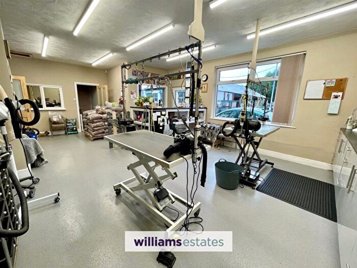 Property For Sale In Rhyl Road, Denbigh, LL16