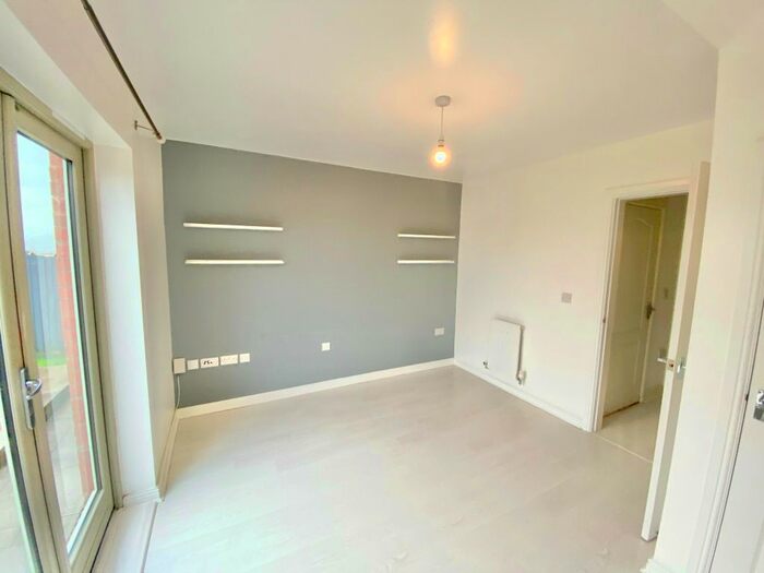 2 Bedroom End Of Terrace House To Rent In Lon Y Grug, Llandarcy, Neath, SA10