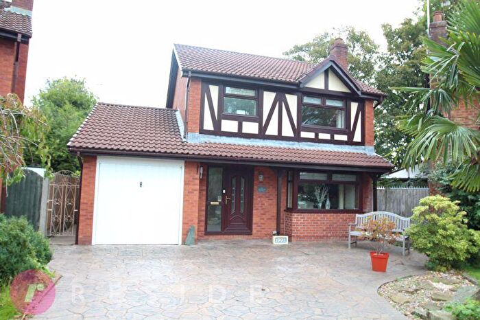 3 Bedroom Detached House For Sale In The Woods, Castleton, Rochdale, OL11