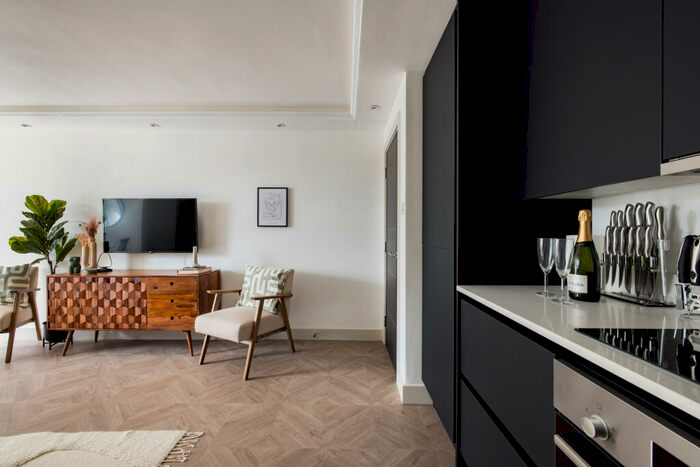 1 Bedroom Apartment To Rent In Dorothy Road, SW11