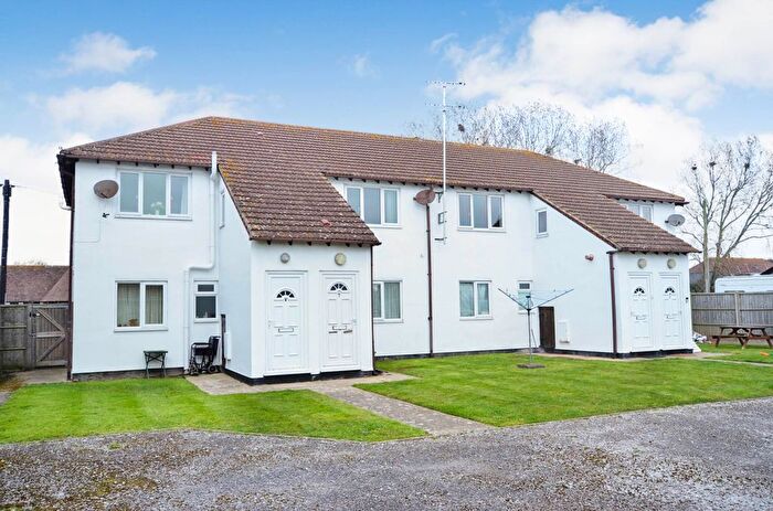 1 Bedroom Flat For Sale In Bracklesham Court, Bracklesham Lane, West Sussex, PO20