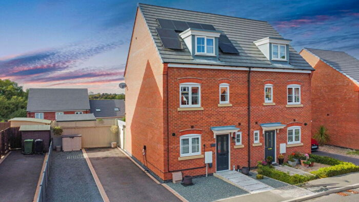 3 Bedroom Semi-Detached House For Sale In Corcoran Close, Shepshed, Leicestershire, LE12