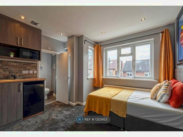 Studio To Rent In Sherwood Road, Harrow HA2