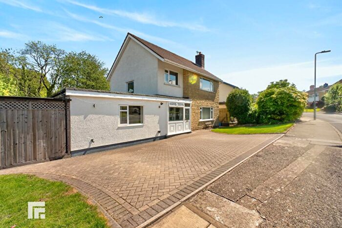 4 Bedroom Detached House For Sale In Dan-Y-Bryn Avenue, Radyr, CF15